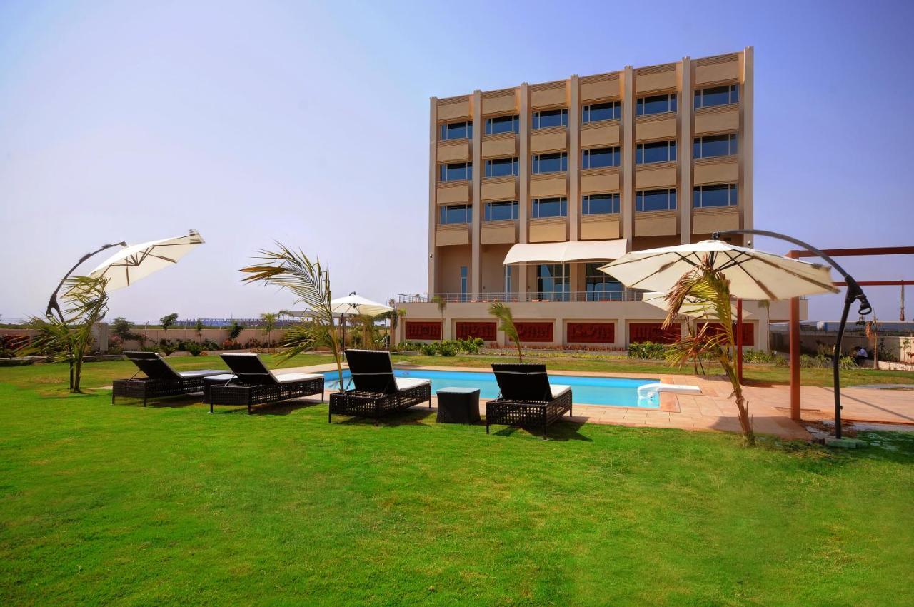 Regenta Central Hestia Dahej, Bhensali Екстер'єр фото